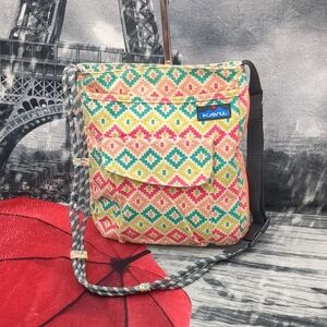 Kavu Pink And Green Bag